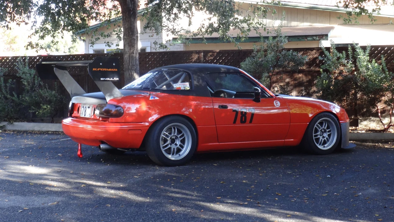 1997 Mazda NA MX-5 Miata - Image 18 of 31