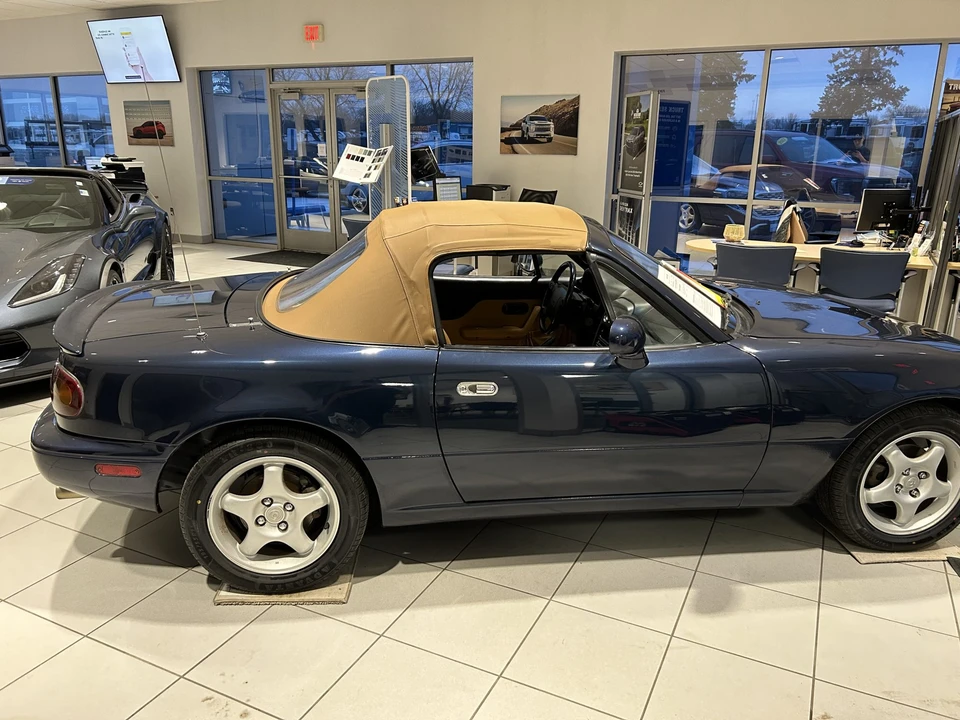1997 Mazda NA MX-5 Miata - Image 11 of 31