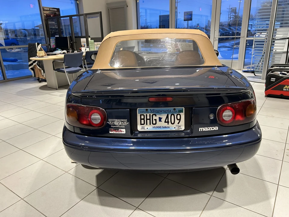1997 Mazda NA MX-5 Miata - Image 9 of 31