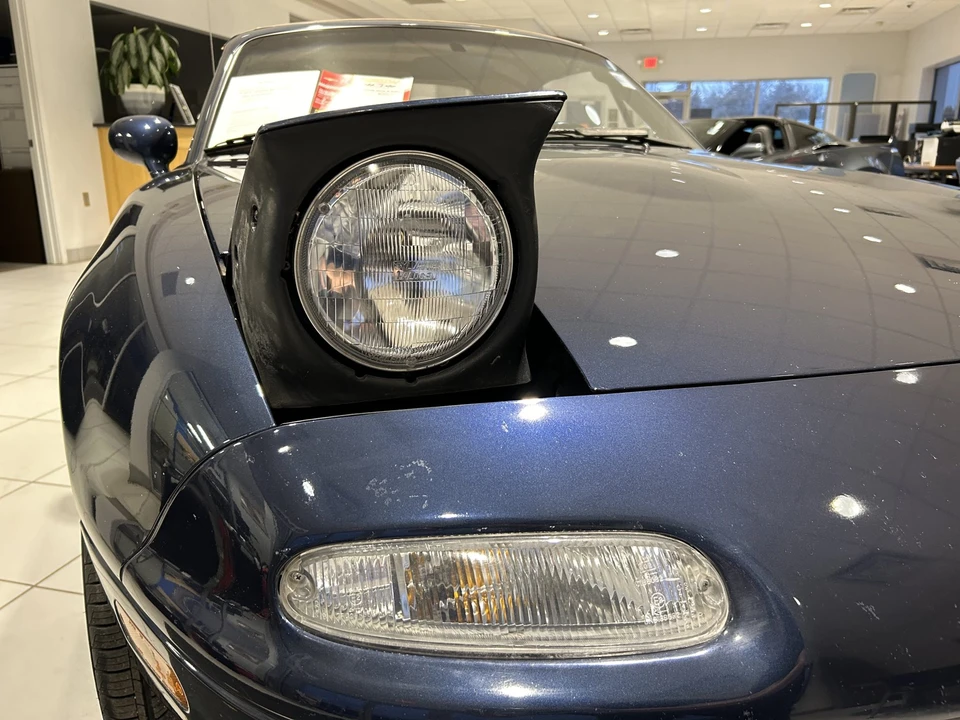 1997 Mazda NA MX-5 Miata - Image 14 of 31