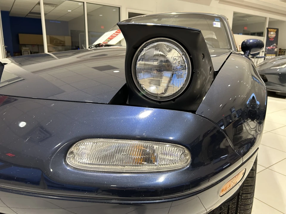 1997 Mazda NA MX-5 Miata - Image 18 of 31