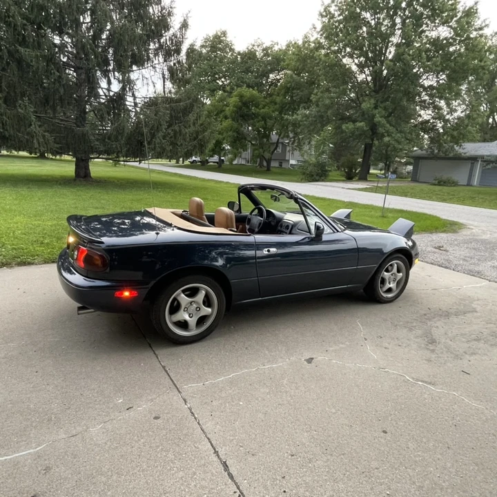 1997 Mazda NA MX-5 Miata - Image 27 of 31