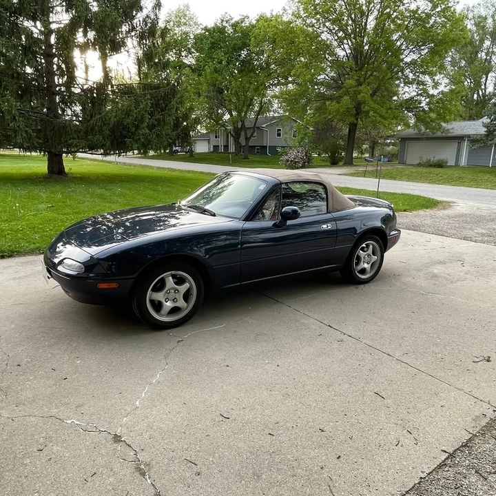 1997 Mazda NA MX-5 Miata - Image 3 of 31