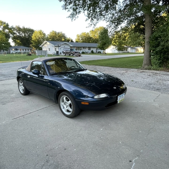 1997 Mazda NA MX-5 Miata - Image 11 of 31