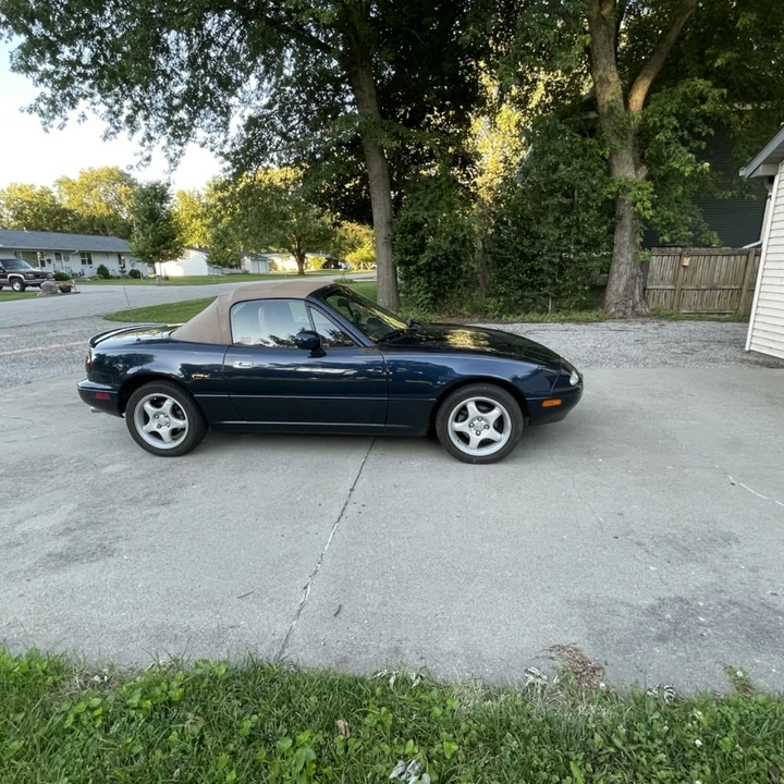 1997 Mazda NA MX-5 Miata - Image 10 of 31