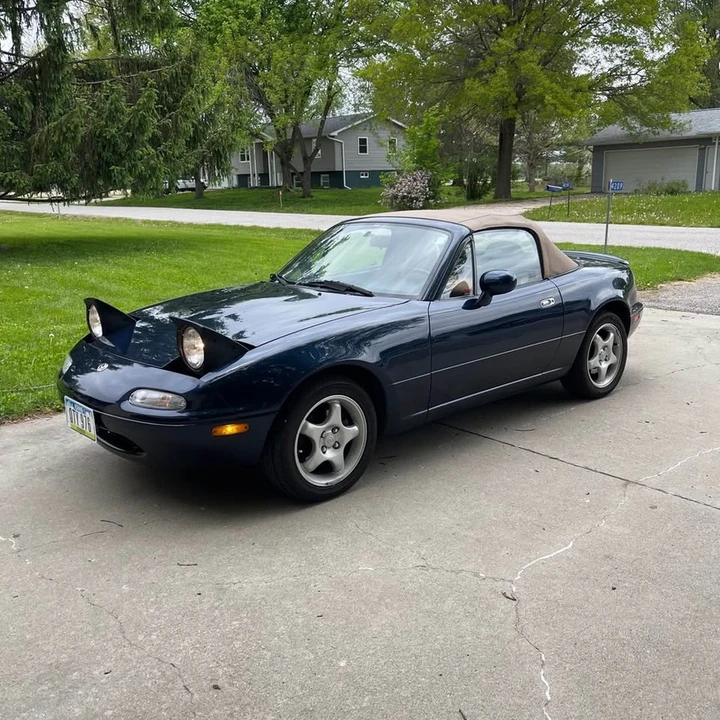 1997 Mazda NA MX-5 Miata - Image 4 of 31
