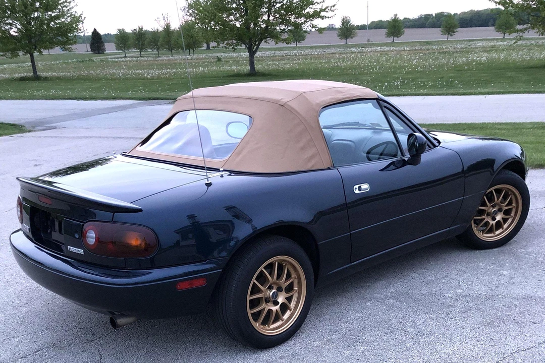 1997 Mazda NA MX-5 Miata - Image 4 of 31