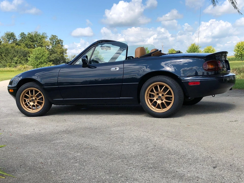 1997 Mazda NA MX-5 Miata - Image 10 of 31