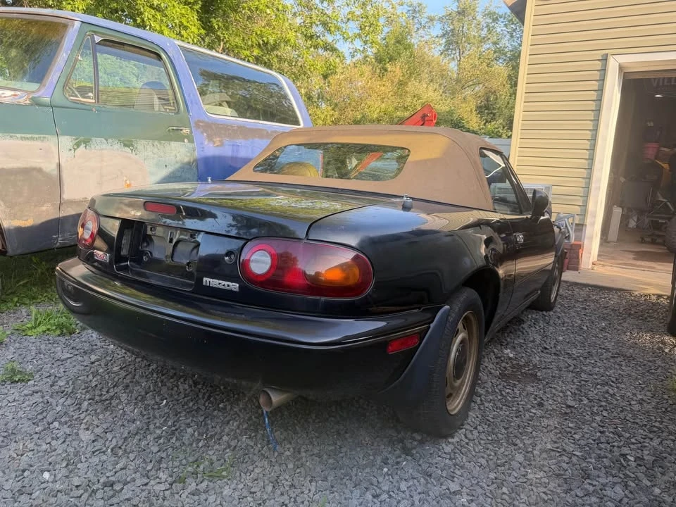 1997 Mazda NA MX-5 Miata - Image 2 of 15