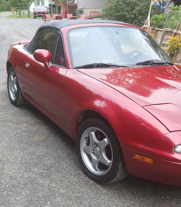 1997 Mazda NA MX-5 Miata - Image 5 of 11