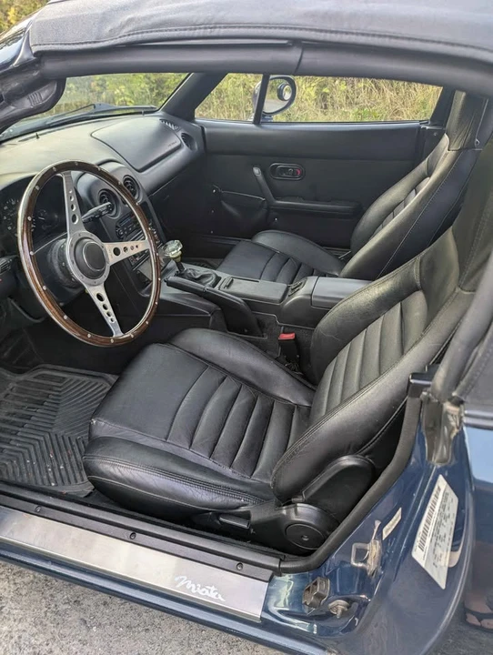 1997 Mazda NA MX-5 Miata - Image 7 of 13