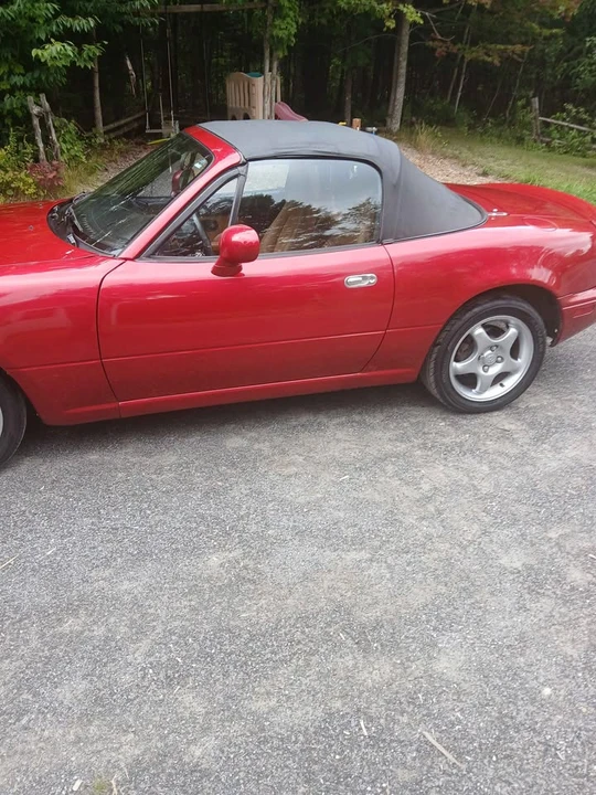 1997 Mazda NA MX-5 Miata - Image 4 of 11