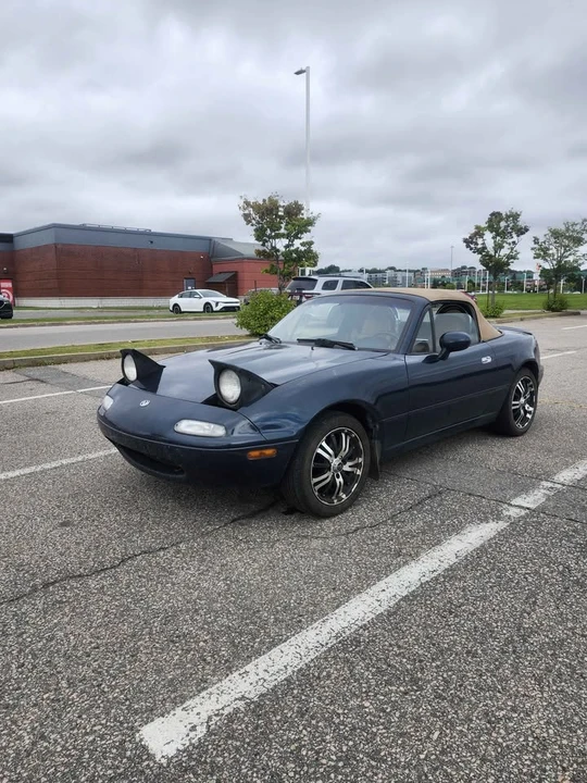 1997 Mazda NA MX-5 Miata - Image 2 of 8