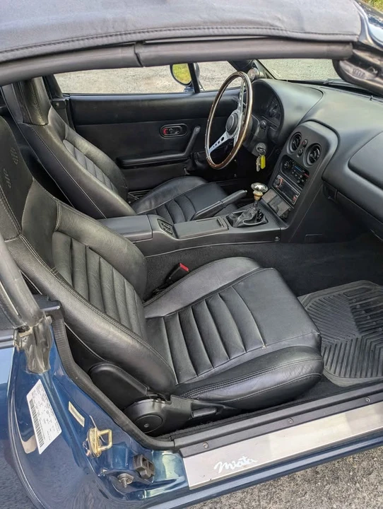 1997 Mazda NA MX-5 Miata - Image 8 of 13