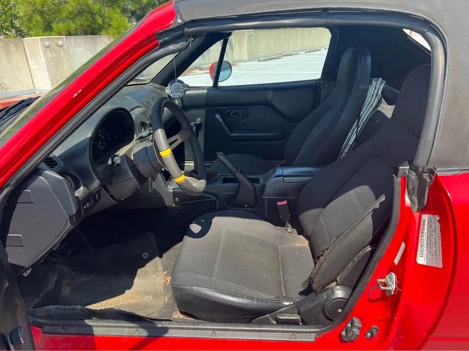 1997 Mazda NA MX-5 Miata - Image 7 of 9