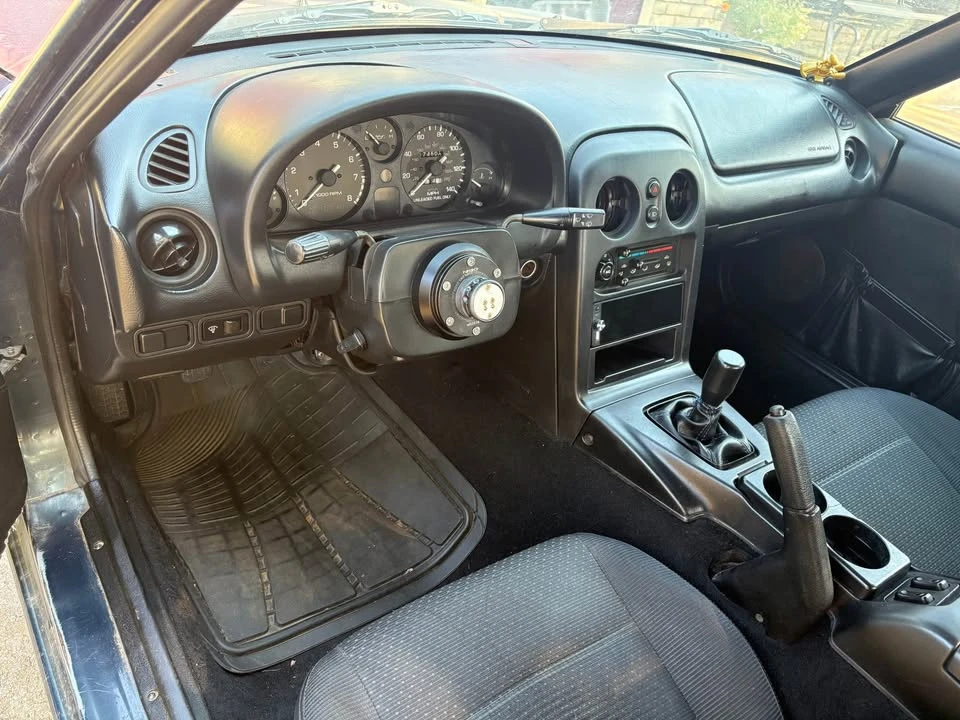 1997 Mazda NA MX-5 Miata - Image 7 of 9