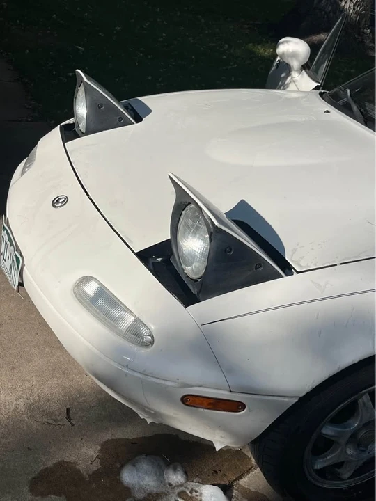 1997 Mazda NA MX-5 Miata - Image 7 of 10