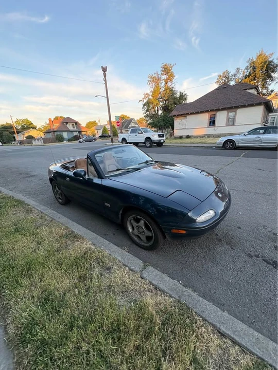 1997 Mazda NA MX-5 Miata - Image 2 of 7