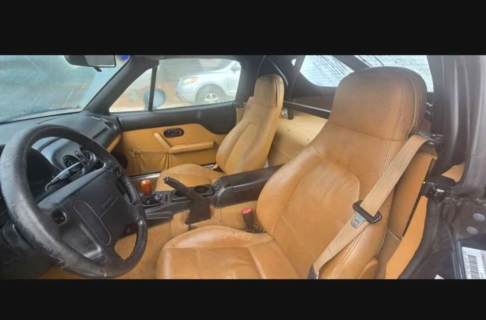 1997 Mazda NA MX-5 Miata - Image 10 of 12