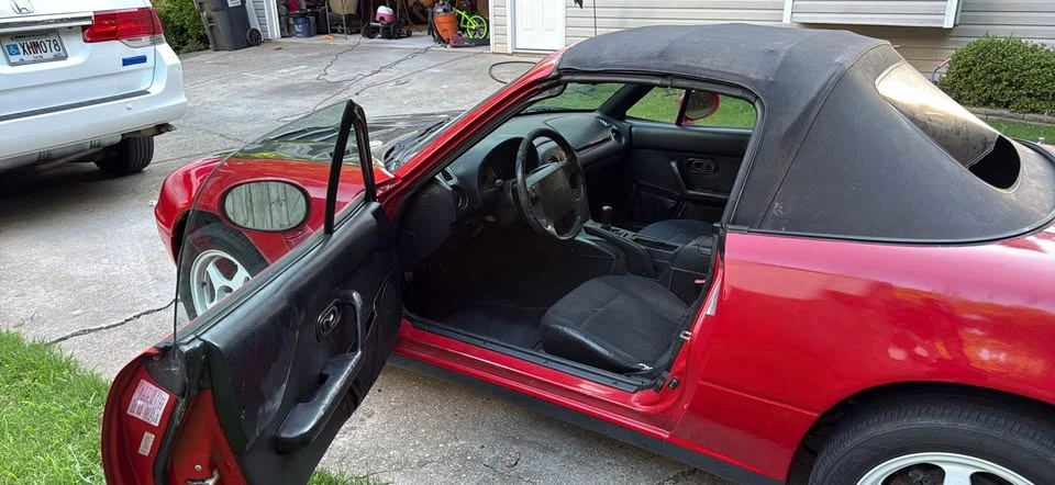 1997 Mazda NA MX-5 Miata - Image 14 of 15