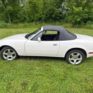 1997 Mazda MX-5 Sport Convertible