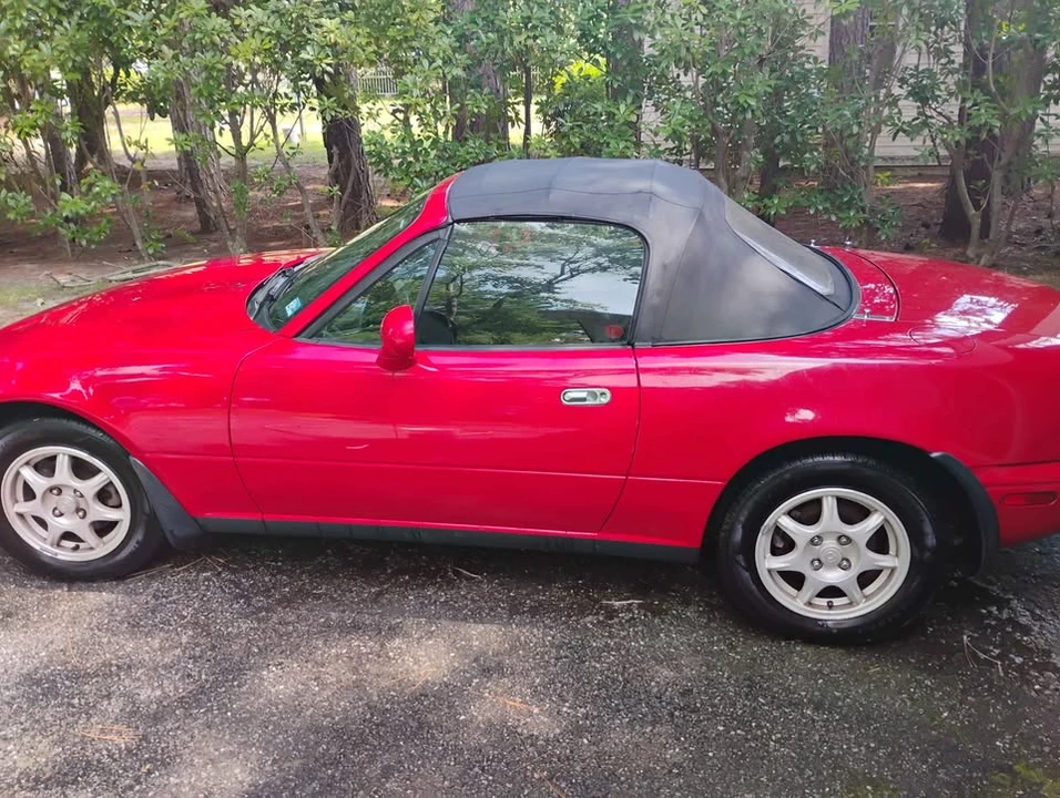 1997 Mazda NA MX-5 Miata - Image 5 of 8