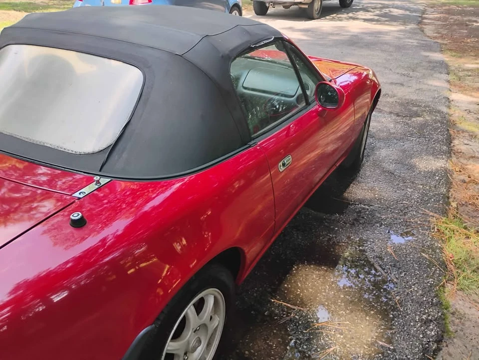 1997 Mazda NA MX-5 Miata - Image 2 of 8