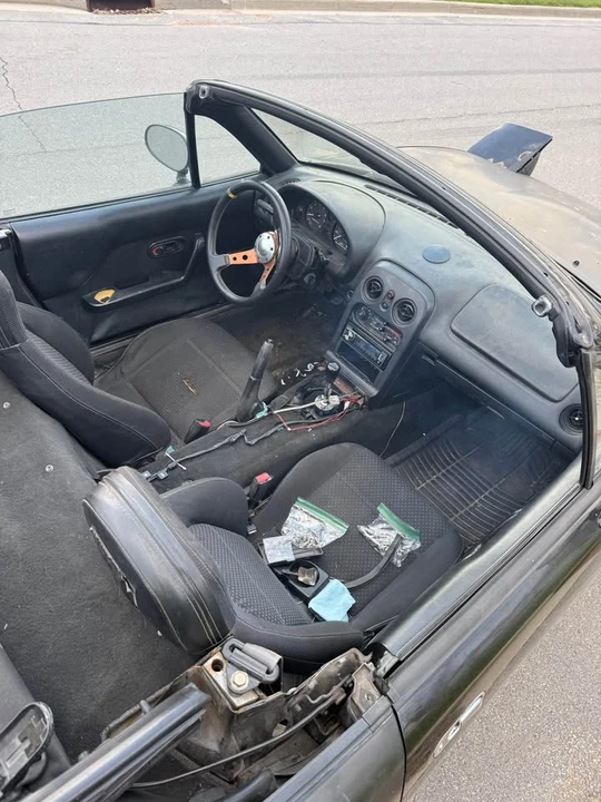 1997 Mazda NA MX-5 Miata - Image 5 of 5