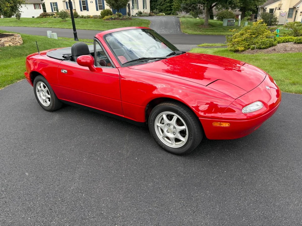 1997 Mazda NA MX-5 Miata - Image 2 of 12