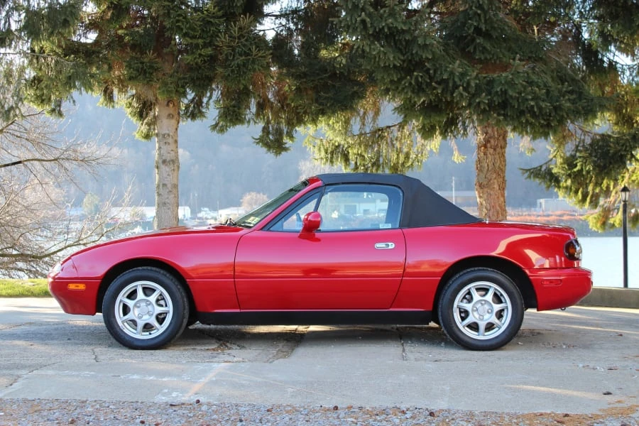 1997 Mazda NA MX-5 Miata - Image 2 of 12