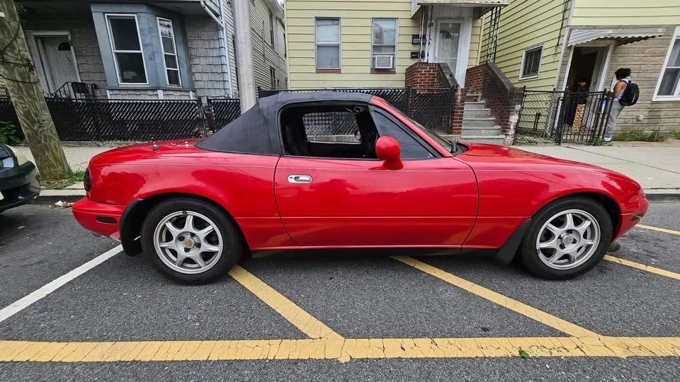 1997 Mazda NA MX-5 Miata - Image 12 of 15