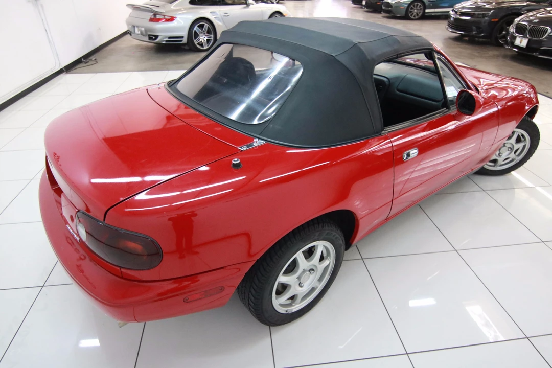 1997 Mazda NA MX-5 Miata - Image 7 of 31