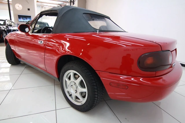 1997 Mazda NA MX-5 Miata - Image 5 of 31