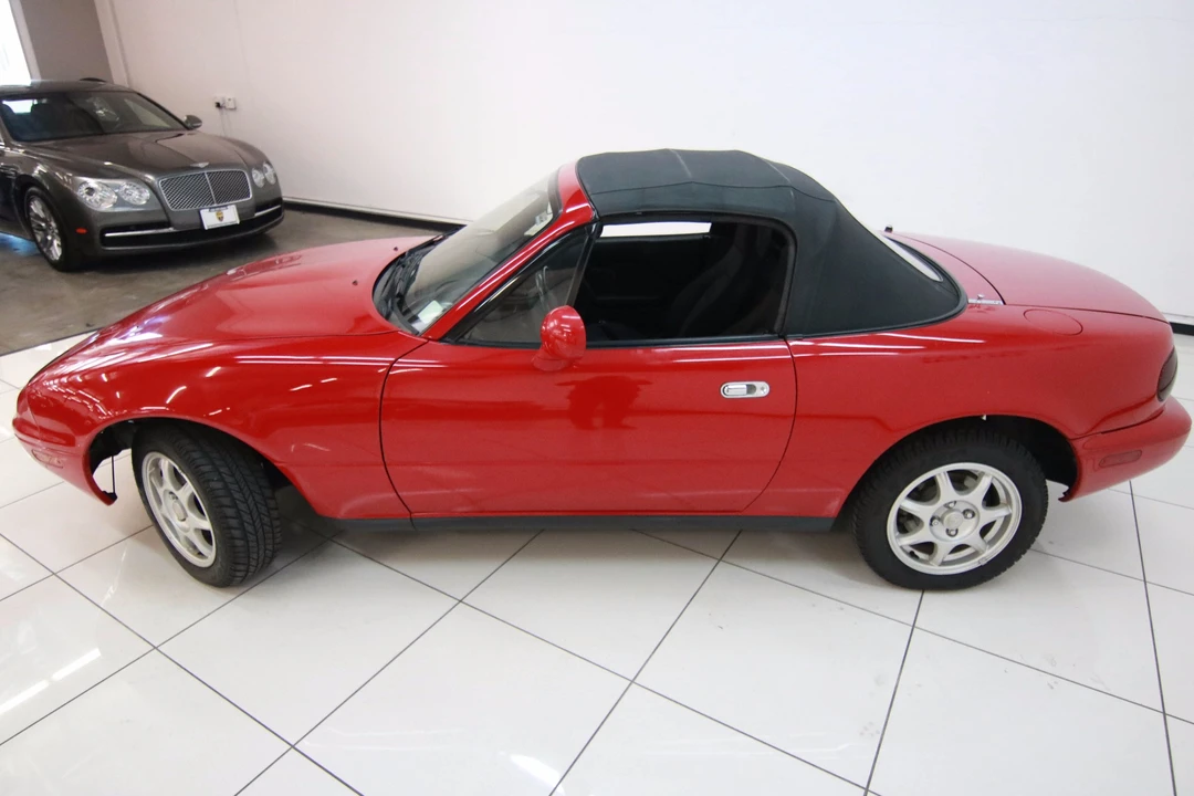 1997 Mazda NA MX-5 Miata - Image 4 of 31