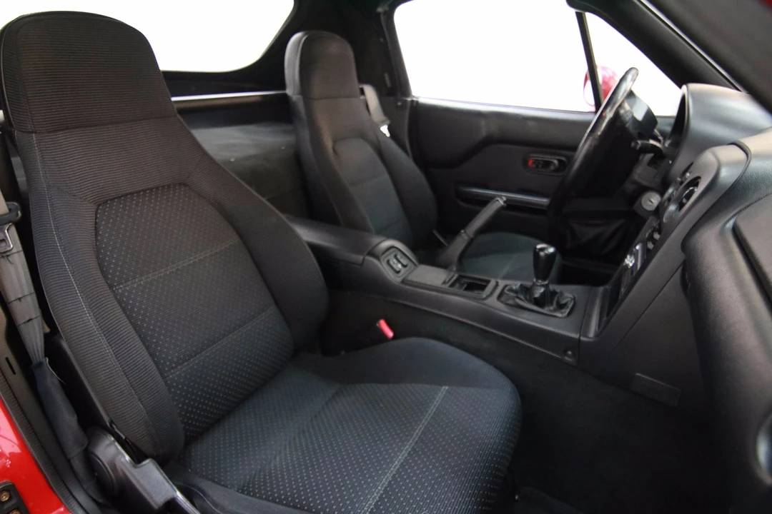 1997 Mazda NA MX-5 Miata - Image 24 of 31
