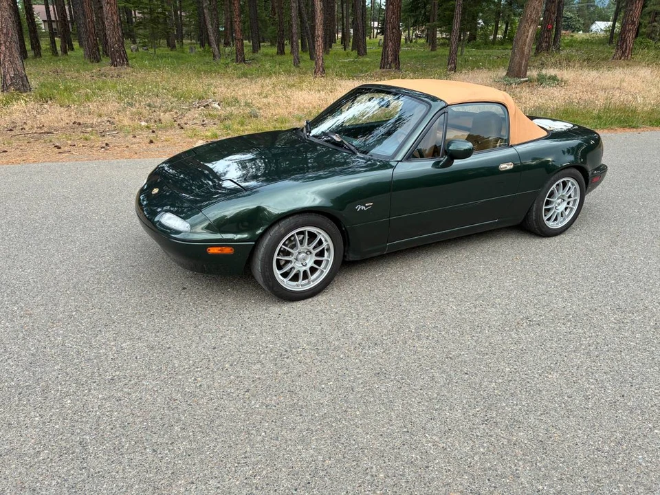 1997 Mazda NA MX-5 Miata - Image 2 of 21