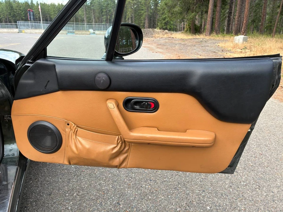 1997 Mazda NA MX-5 Miata - Image 10 of 21