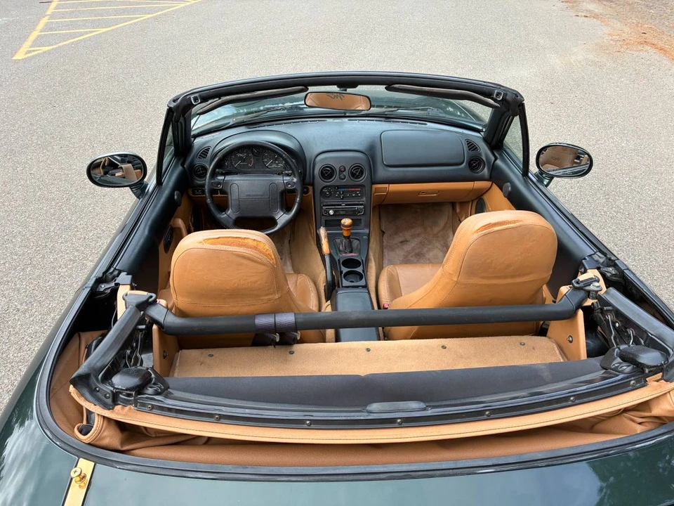 1997 Mazda NA MX-5 Miata - Image 12 of 21