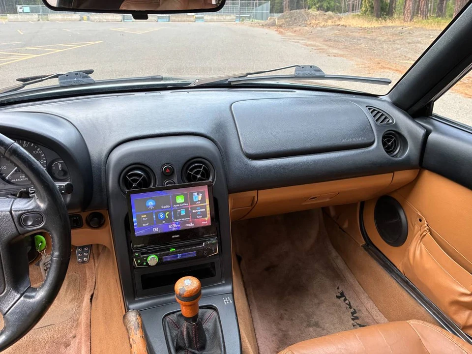 1997 Mazda NA MX-5 Miata - Image 17 of 21