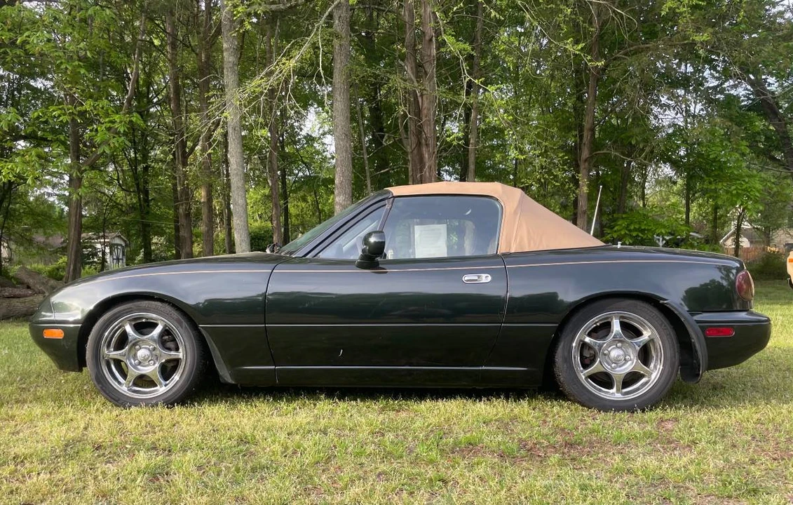 1997 Mazda NA MX-5 Miata - Image 2 of 10