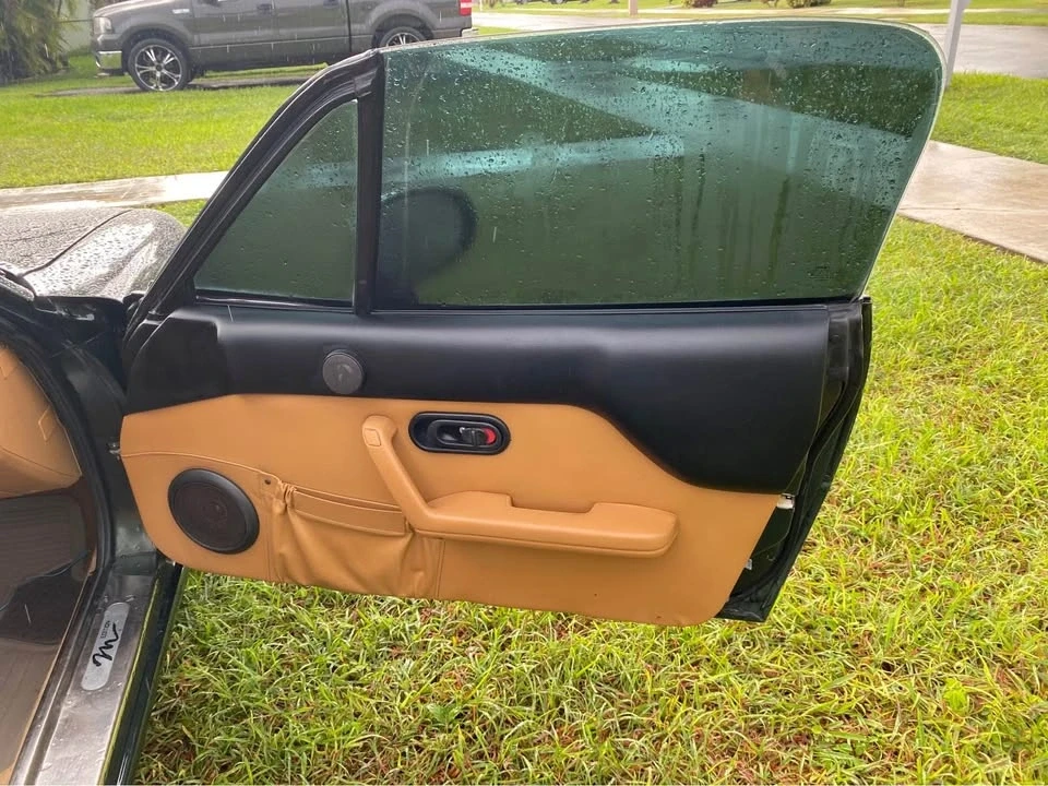 1997 Mazda NA MX-5 Miata - Image 5 of 10