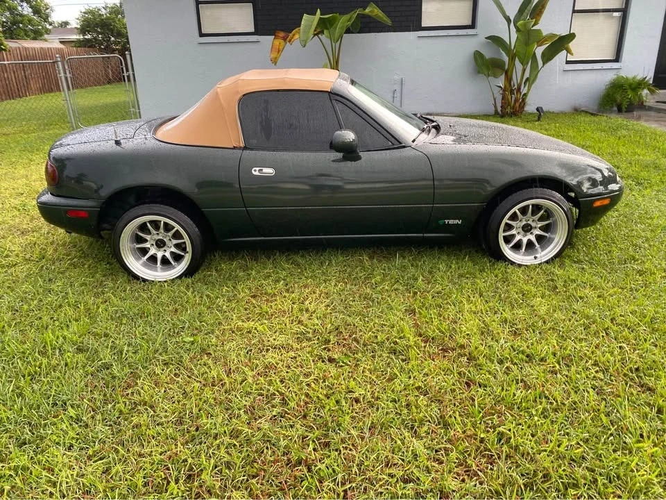 1997 Mazda NA MX-5 Miata - Image 2 of 10