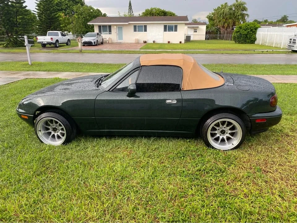 1997 Mazda NA MX-5 Miata - Image 3 of 10