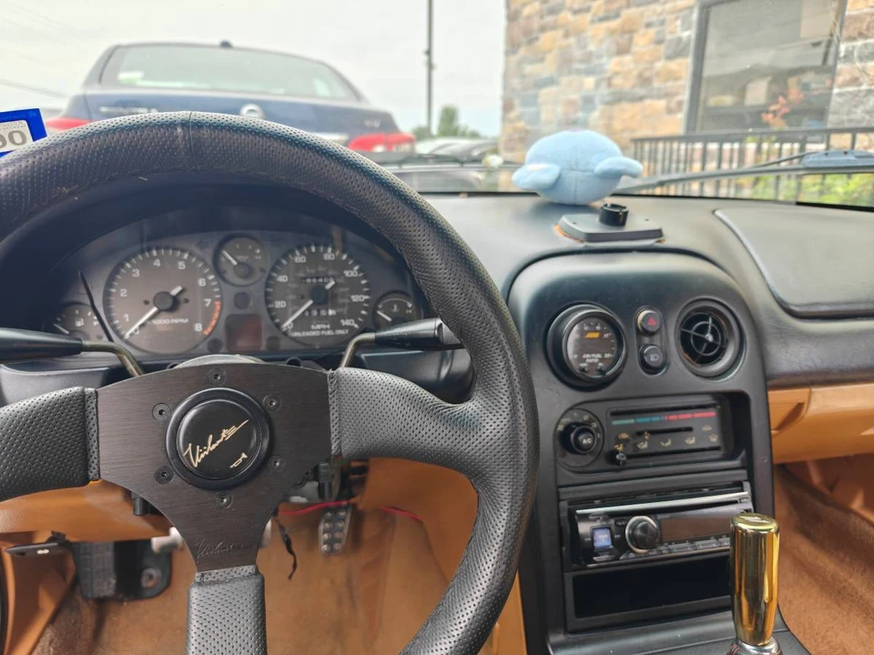 1997 Mazda NA MX-5 Miata - Image 8 of 9
