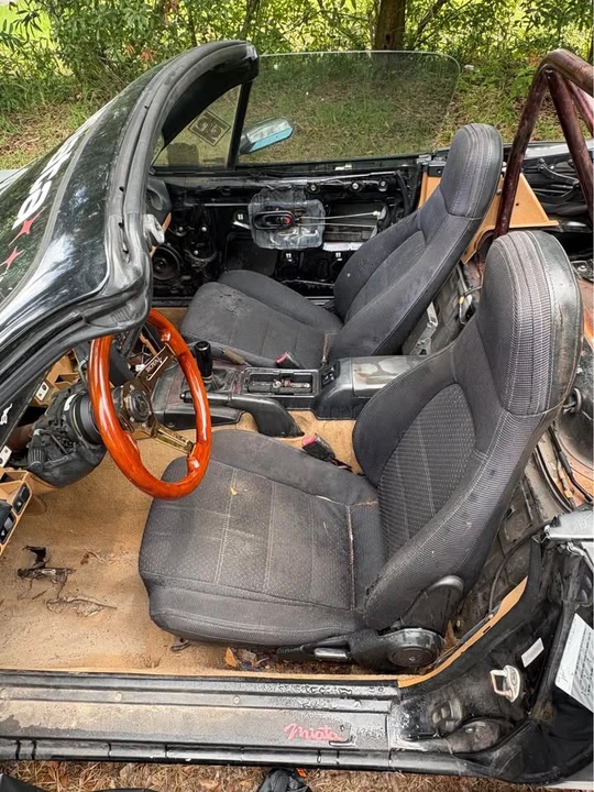 1997 Mazda NA MX-5 Miata - Image 6 of 11