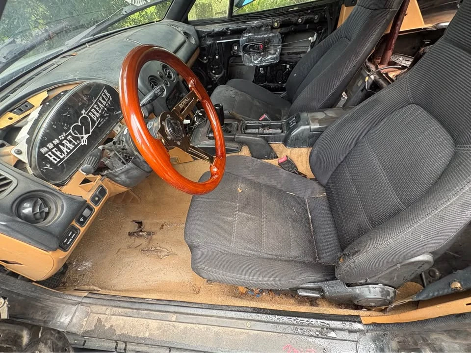 1997 Mazda NA MX-5 Miata - Image 9 of 11