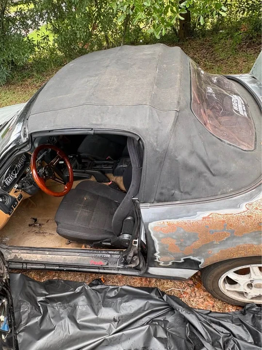 1997 Mazda NA MX-5 Miata - Image 8 of 11