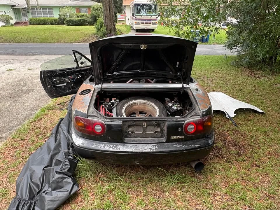 1997 Mazda NA MX-5 Miata - Image 4 of 11