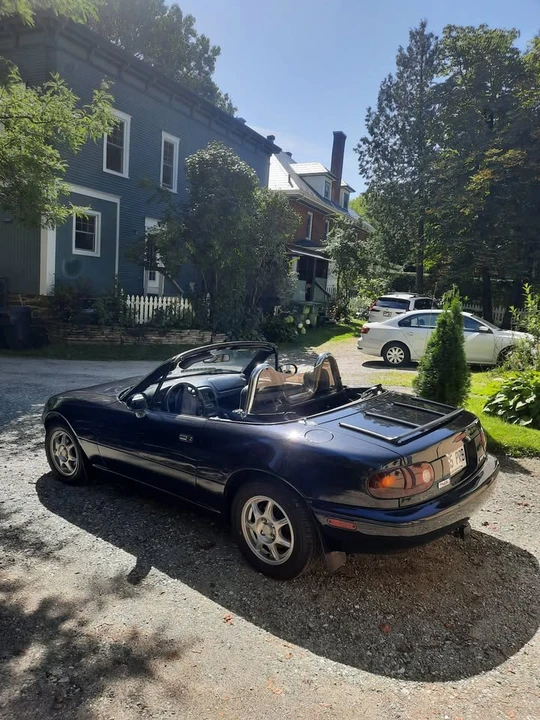 1997 Mazda NA MX-5 Miata - Image 2 of 20