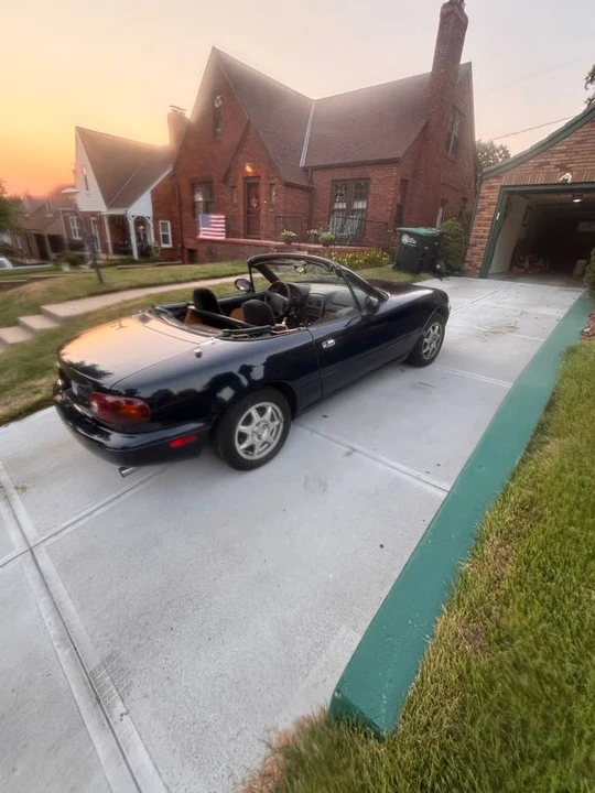 1997 Mazda NA MX-5 Miata - Image 6 of 24